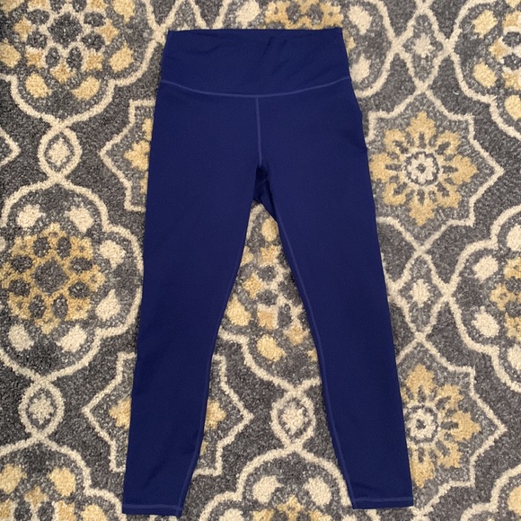Blue Fabletics Leggings - Picture 2 of 2